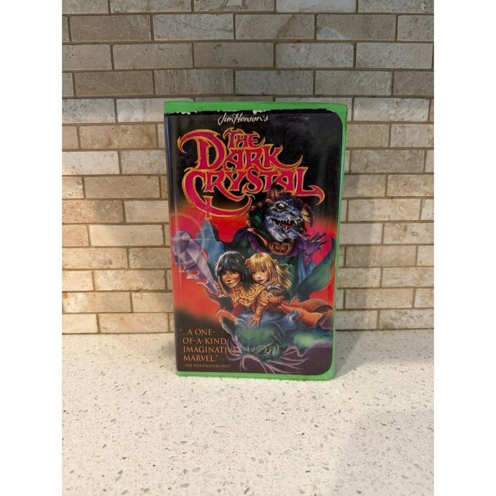 Vintage Dark Crystal VHS 1982 Jim Henson Clamshell Movie Tape